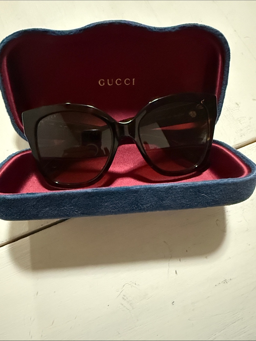 🔥Gucci Women's Tortoiseshell Brown Oversized Sunglasses